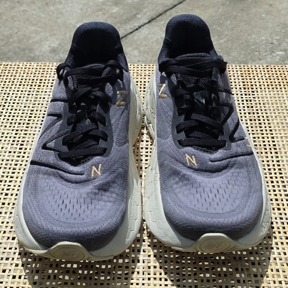 Size 8 - New Balance Fresh Foam X More v4 Black Dolce W - Picture 2 of 8